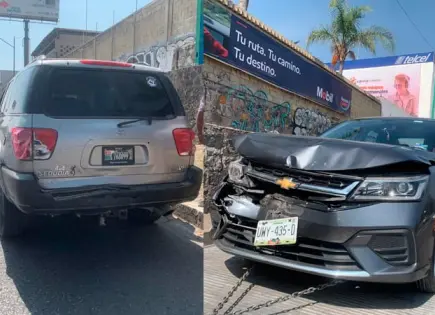 Por alcance, chocan en el río Santiago Por alcance, chocan en el río Santiago