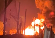 Se Incendian nuevamente tarimera en Valentín Amador Se Incendian nuevamente tarimera en Valentín Amador