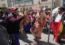 La crisis económica golpea el precio del pan en Bolivia