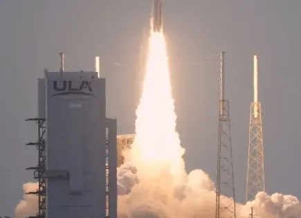 Amazon lanza sus primeros satélites de Internet