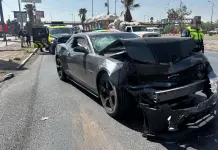 Sujetos armados huyen tras chocar en carretera 57