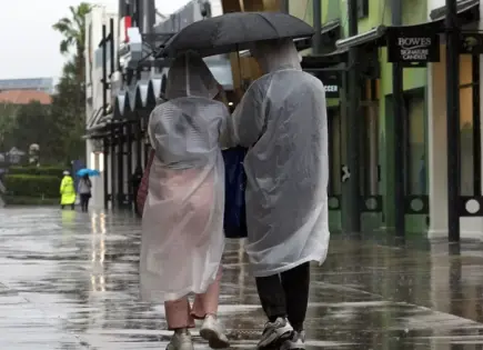 Inicia temporada de huracanes 2025 en México: pronostican lluvias intensas y déficit en el sureste
