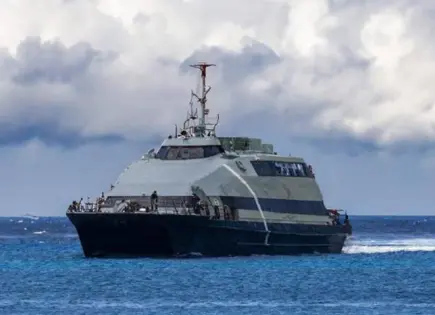 Choque de barcos cerca del puente Memorial Causeway deja m&uacute;ltiples heridos