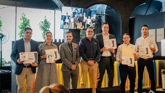 Ejecutivos de Recursos Humanos se reúnen en el desayuno mensual de ADERIAC