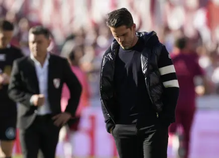 Boca Juniors despide a Fernando Gago tras derrota en Superclásico