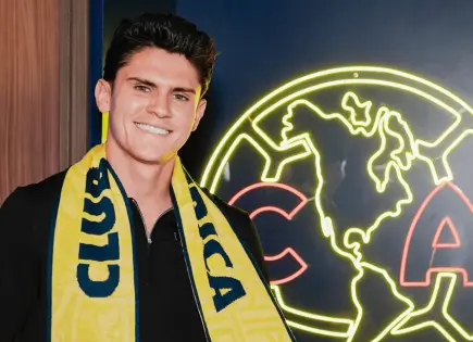 Israel Reyes renueva con el América hasta 2028