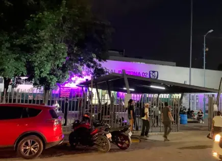 Hallan feto en baños de clínica 2 del IMSS