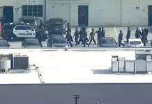 Tiroteo en colegio de California deja dos mujeres heridas Tiroteo en colegio de California deja dos mujeres heridas