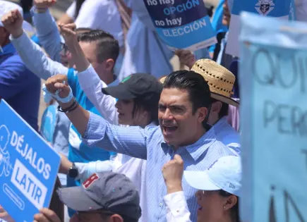 Encabeza el PAN marcha contra despenalización del aborto