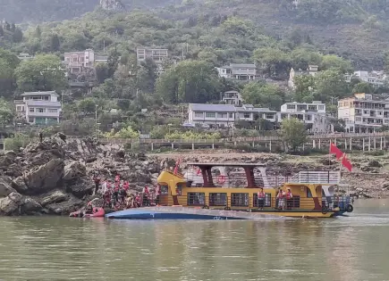 Accidente de botes turísticos en China
