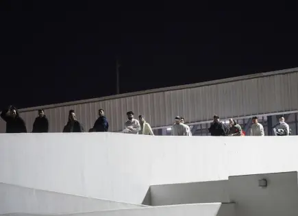 Trump pagará a inmigrantes para que se autodeporten