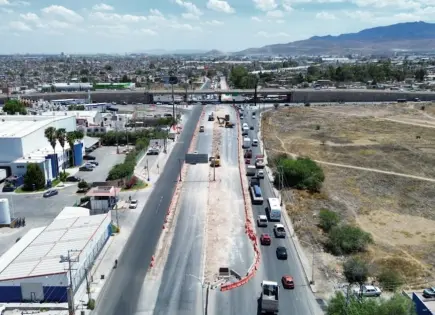 Cierran carriles de Periférico por obra a la altura de carretera a Rioverde
