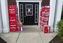 Niño en Kentucky pidió por Amazon 70,000 piruletas