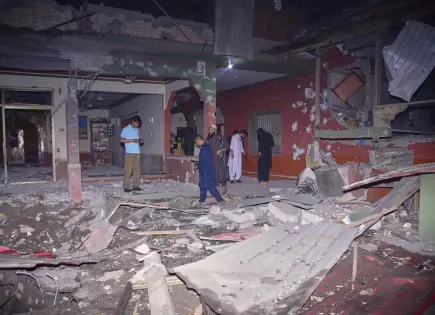 India lanza misiles contra territorio paquistaní en respuesta a ataque de milicia en Cachemira