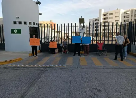Paro en el Supremo Tribunal de Justicia por adeudo de prestaciones