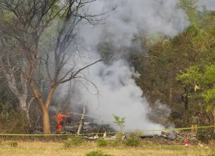 India lanza misiles a Pakistán en escalada de tensión