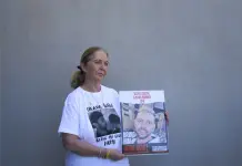 Madre de rehén en Gaza furiosa por señales confusas sobre cuántos cautivos han muerto Madre de rehén en Gaza furiosa por señales confusas sobre cuántos cautivos han muerto