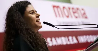 Alcalde rega&ntilde;a a diputados de Morena por pelear en p&uacute;blico