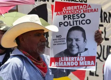 Simpatizantes del PT protestan en Hidalgo por detención de exalcaldes y exdiputada