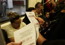 Morena lanza campa&ntilde;a informativa en el Metro contra los pinchazos