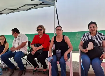 Se manifiestan trabajadores de Juzgados