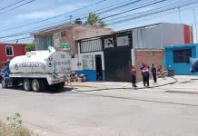 Tras protesta vecinal, Interapas anuncia mesa de trabajo con colonia Morelos Tras protesta vecinal, Interapas anuncia mesa de trabajo con colonia Morelos
