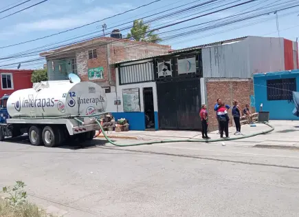 Tras protesta vecinal, Interapas anuncia mesa de trabajo con colonia Morelos