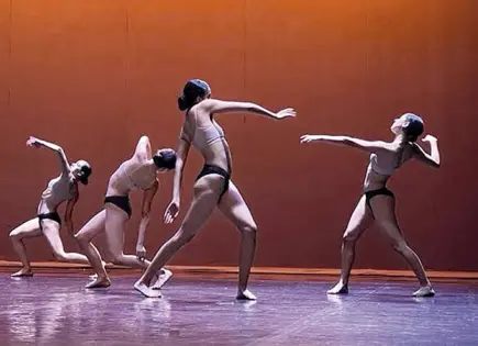 Aniversario del Teatro Polivalente CEART