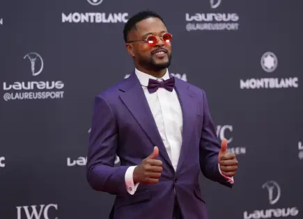 El debut de Patrice Evra en artes marciales ha sido pospuesto