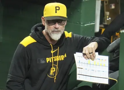 Despido y ascenso en los Piratas de Pittsburgh