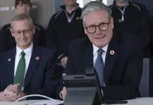 Trump reduce aranceles a autos, acero y aluminio de Reino Unido Trump reduce aranceles a autos, acero y aluminio de Reino Unido