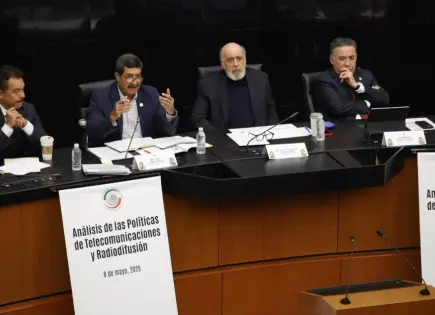 Javier Corral anuncia ajustes a la nueva Ley de Telecomunicaciones: habrá órgano regulador técnico y plural