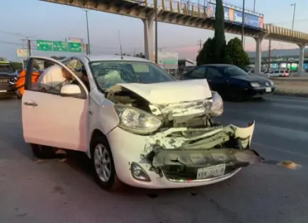 Choque por alcance causa solo daños materiales en la carretera México