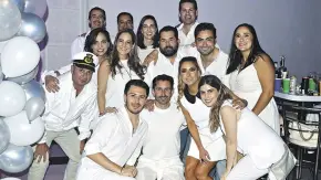 BENJAMÍN ¡NOCHE DE BLANCO!