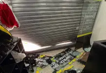 Exigen justicia por cristalazo en negocio de Lomas Exigen justicia por cristalazo en negocio de Lomas