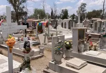 Alistan panteones por 10 de mayo