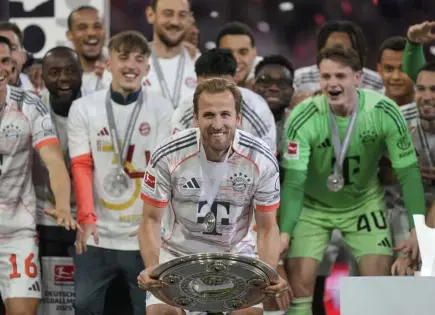 El Bayern gana título con Kane y en el adiós de Muller