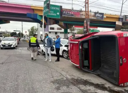 Video | Aparatoso choque en Salvador Nava y Chapultepec