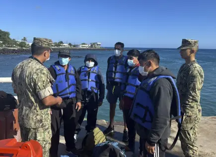 Rescate de náufragos en las islas Galápagos