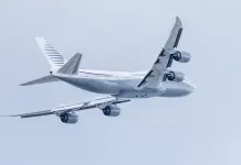Donald Trump y el avi&oacute;n presidencial de Qatar