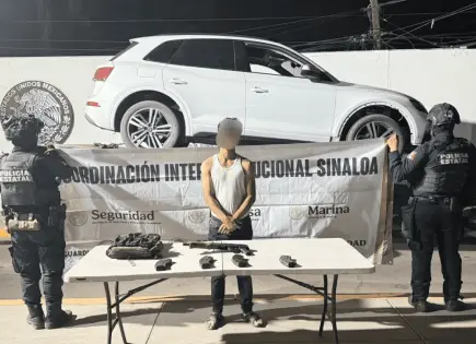 Detienen a hombre armado tras persecución en Mocorito