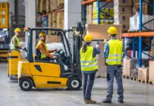 Actividad industrial cae 0.9% en marzo y supera pron&oacute;stico negativo