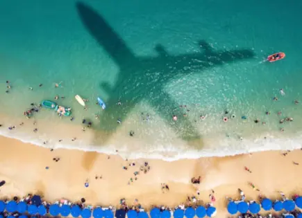 México recibe 3,667 millones de dólares por turismo en marzo