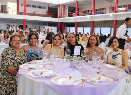 Gran celebración del día de las madres en el Salesiano Carlos Gómez