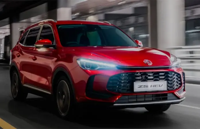 México evalúa imponer arancel de 50% a autos chinos