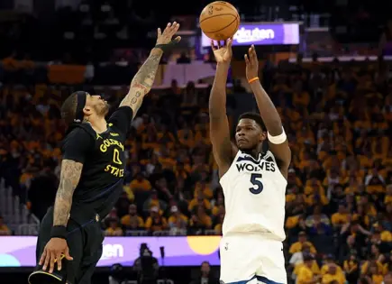 Amplían Wolves ventaja ante Warriors