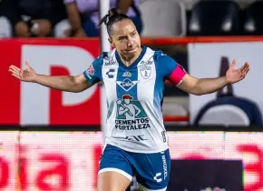 Charlyn Corral se corona en la Liga MX Femenil con las Tuzas