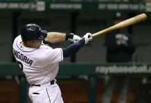 Evan Longoria firma contrato de retiro con los Rays de Tampa Bay