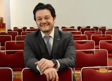 Arturo Chac&oacute;n-Cruz celebrar&aacute; 25 a&ntilde;os de carrera con gala en Bellas Artes