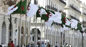 Francia expulsa a diplomáticos argelinos en respuesta a medida similar de Argelia